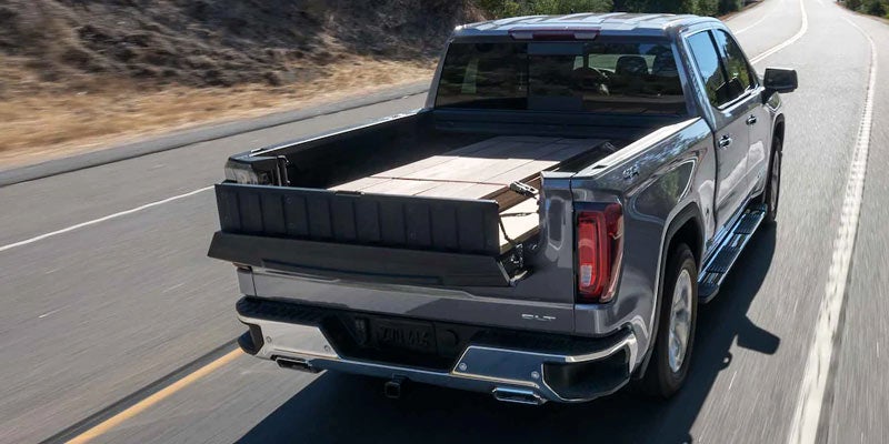 WORLD’S FIRST SIX-FUNCTION MULTIPRO TAILGATE